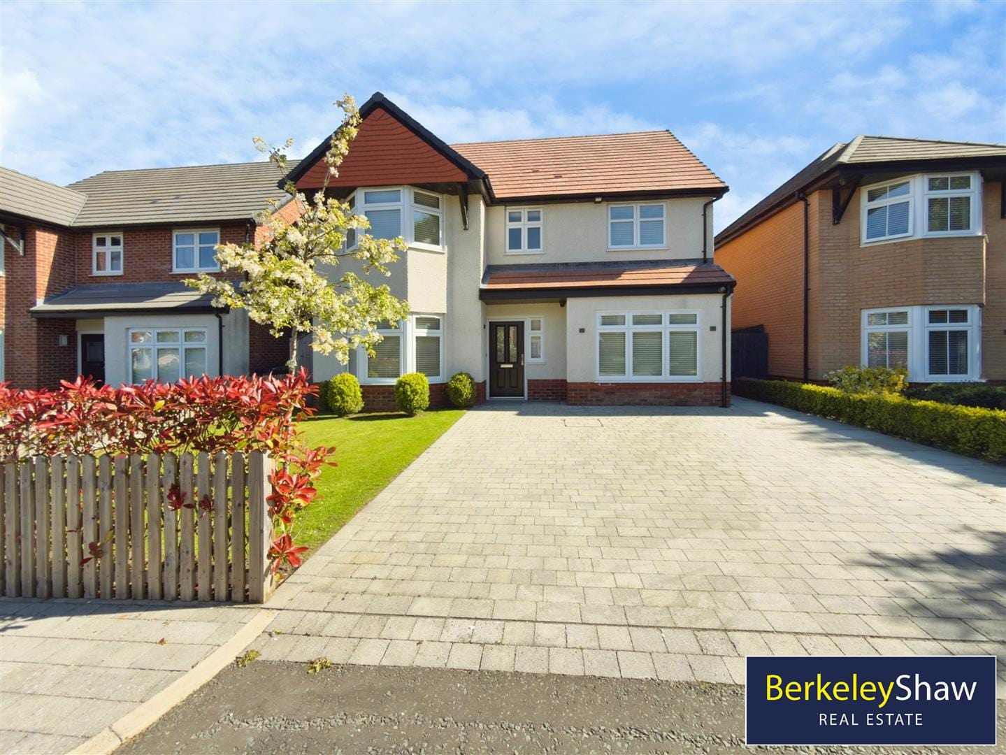 Stoneleigh Park, Thornton, Liverpool