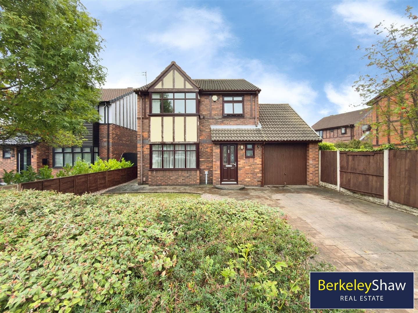 Lydiate Park, Thornton, L23
