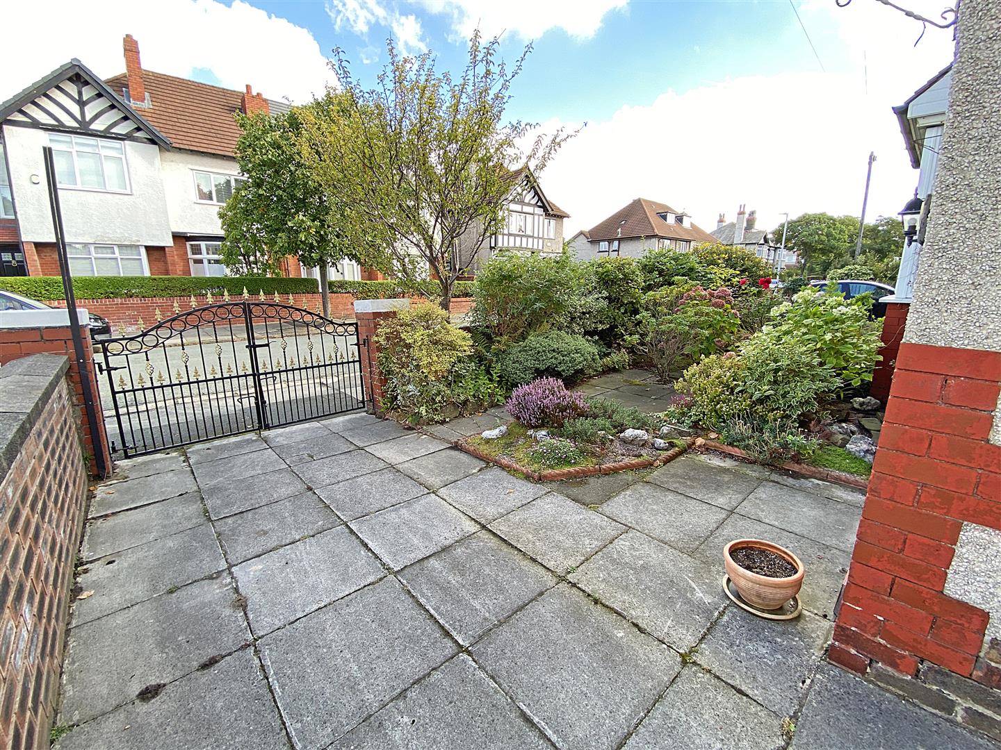 Coronation Drive, Crosby, Liverpool Berkeleyshaw Real Estate