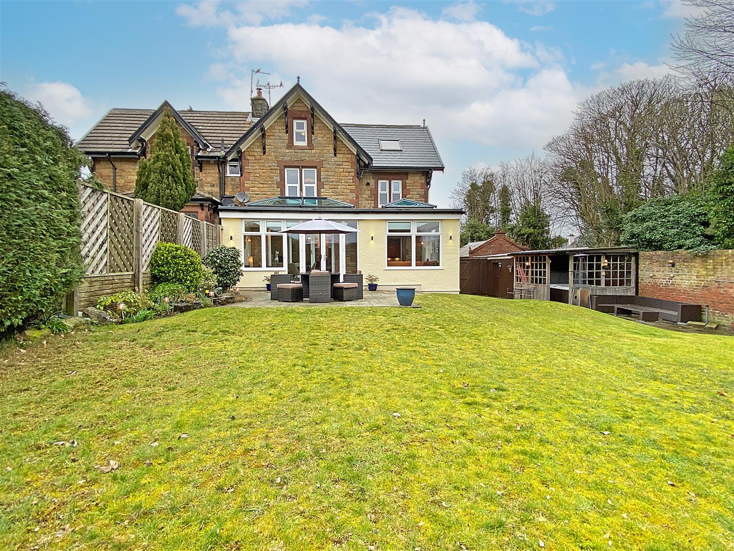 Meols House, Raven Meols Lane, Formby, Liverpool Berkeleyshaw Real Estate