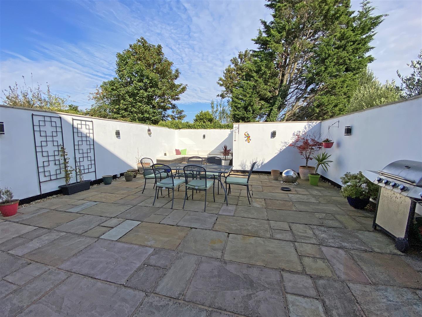 The Hamptons, Formby, Liverpool Berkeleyshaw Real Estate