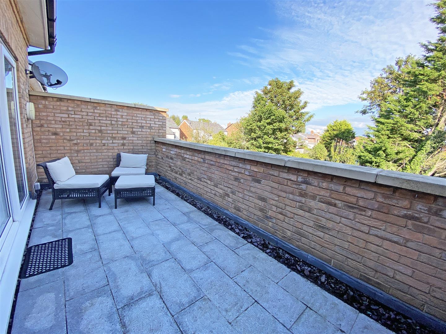 The Hamptons, Formby, Liverpool Berkeleyshaw Real Estate