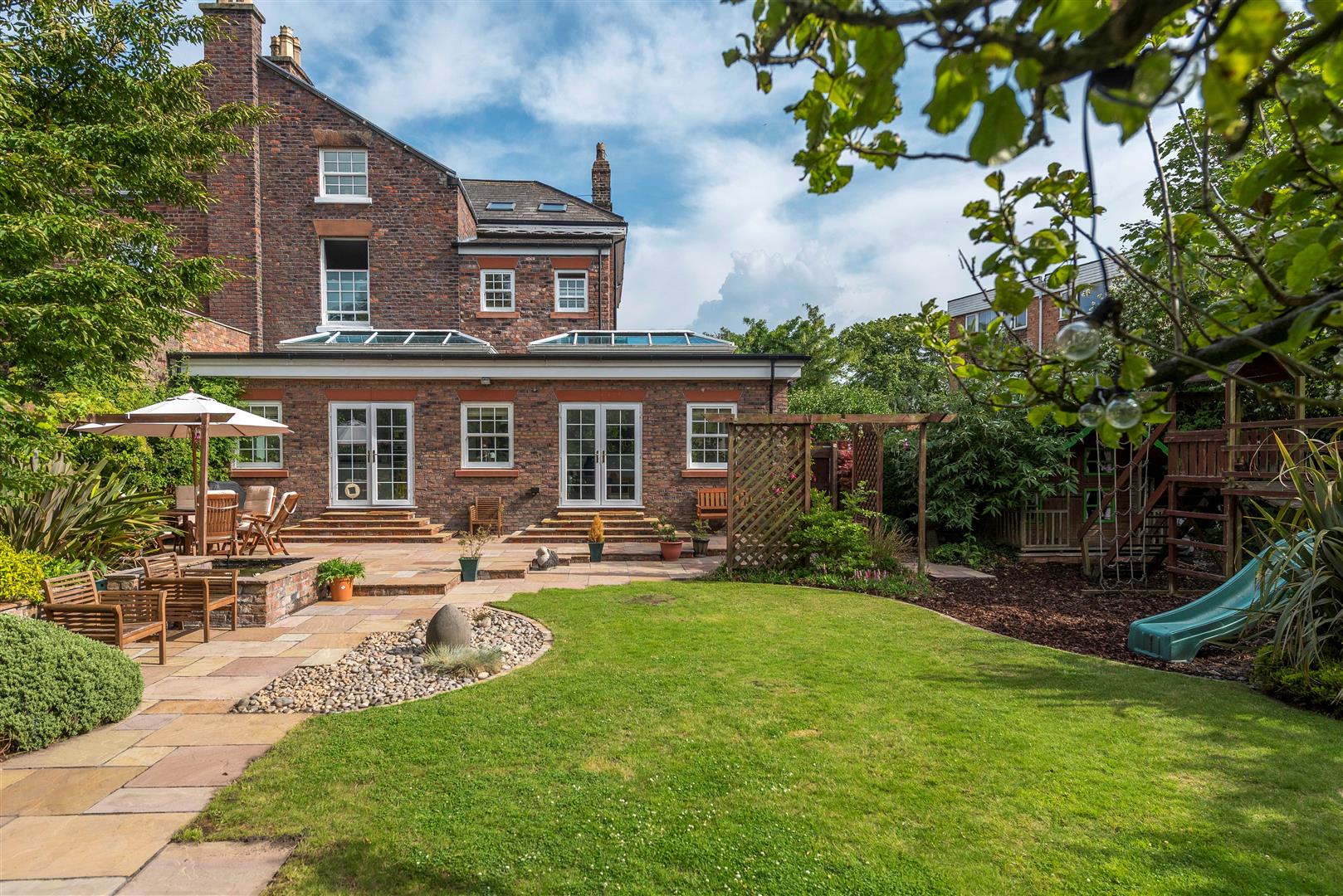 Elizabeth House, Moor Lane, Crosby, Liverpool Berkeley Shaw Estate