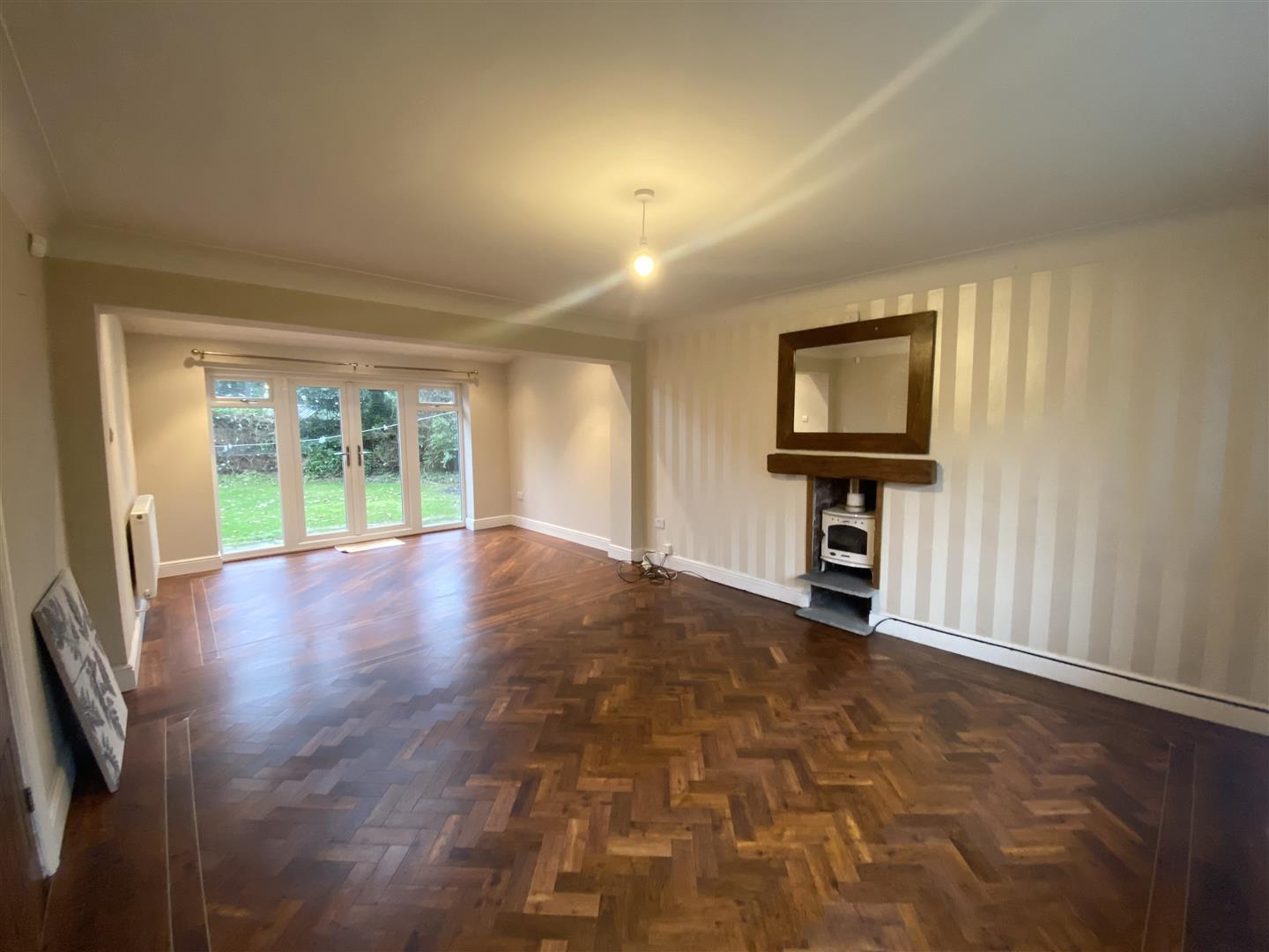 Bonnington Avenue, Crosby Berkeleyshaw Real Estate