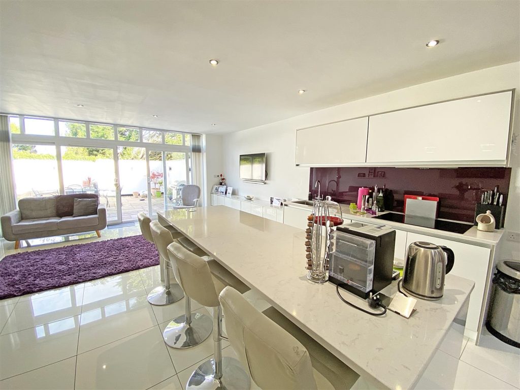 » The Hamptons, Formby, Liverpool