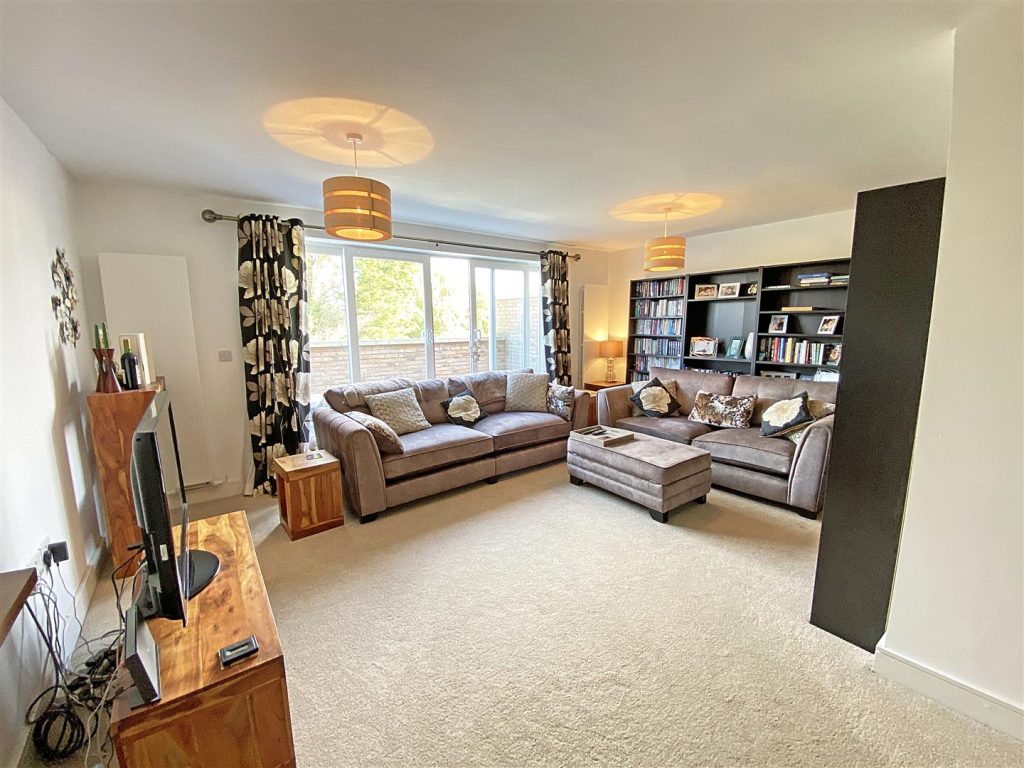 » The Hamptons, Formby, Liverpool