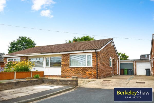 Lupton Drive, Crosby