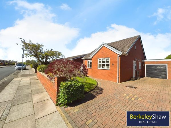 Lupton Drive, Crosby