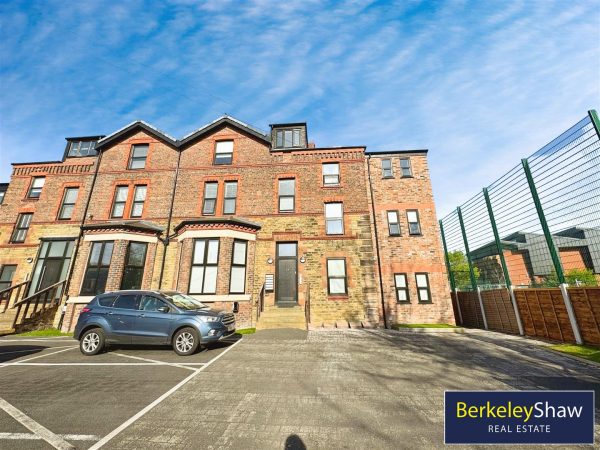 Merchant Court, College Avenue, Crosby