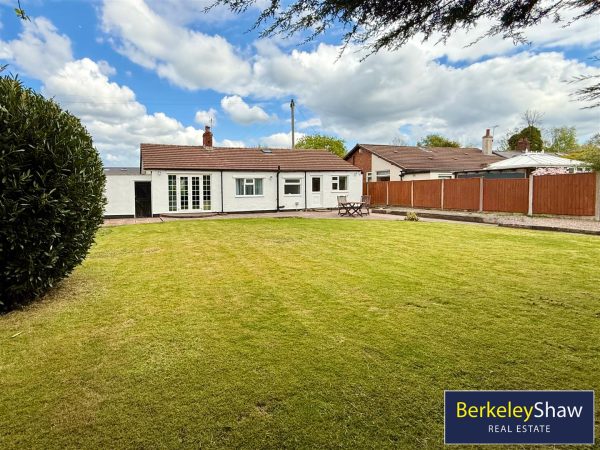 Spring Gardens, Maghull