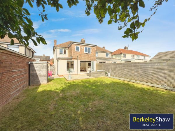 Wynnstay Avenue, Maghull, Liverpool