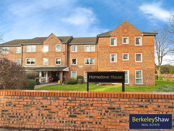 Blundellsands Road East, Crosby